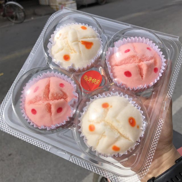 ขนมปุยฝ้ายกล่องละ 4 ชิ้น