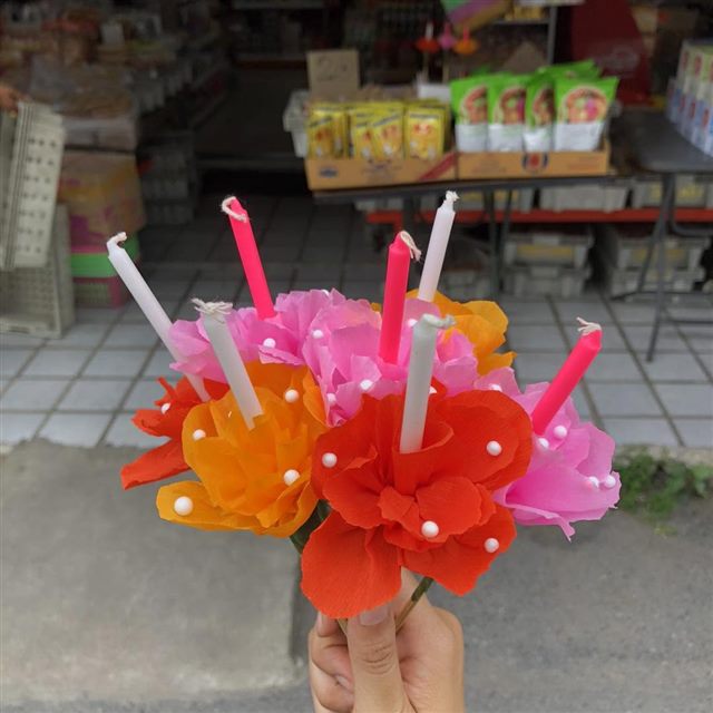 เทียนดอกไม้หลากสี