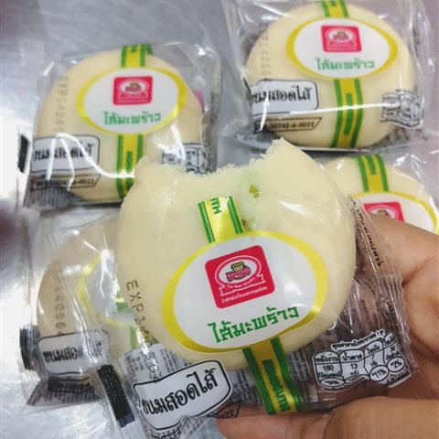 ขนมสอดไส้ ไส้มะพร้าว