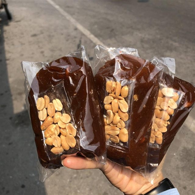 ขนมกวนหน้าถั่วลิสง ถุงกลาง
